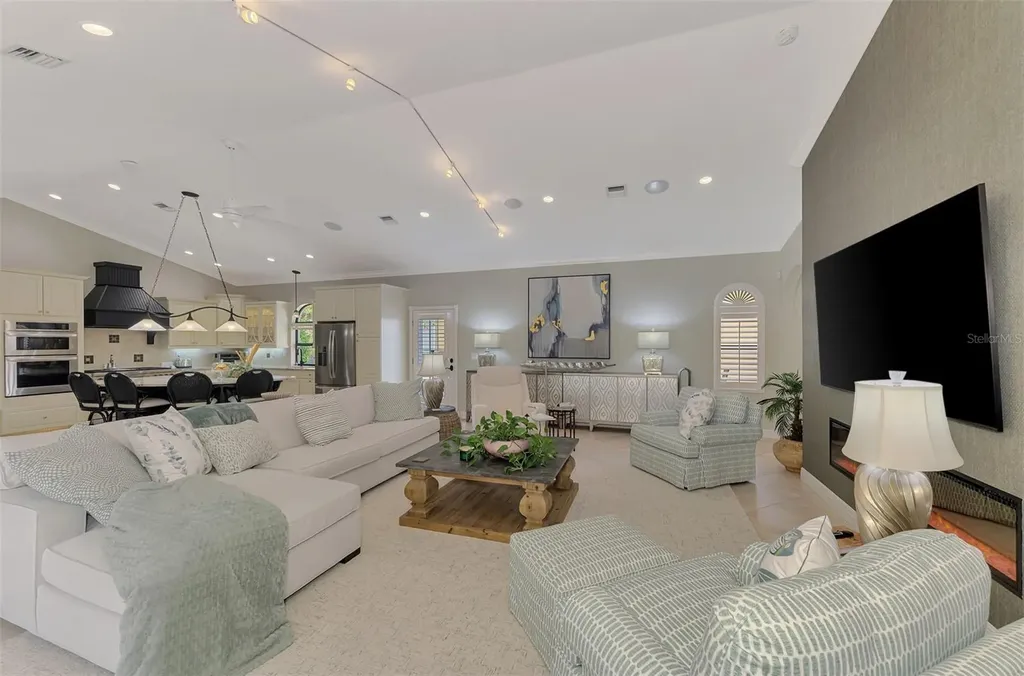 256 Pensacola Road Venice FL 34285