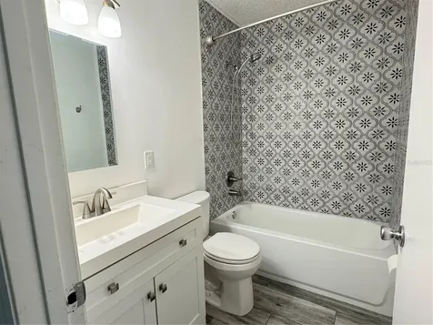215 Fernwood Street Leesburg FL 34748