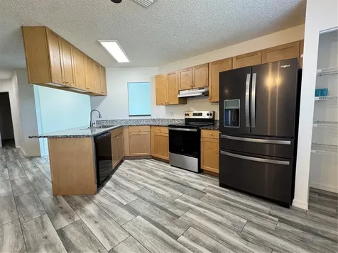215 Fernwood Street Leesburg FL 34748