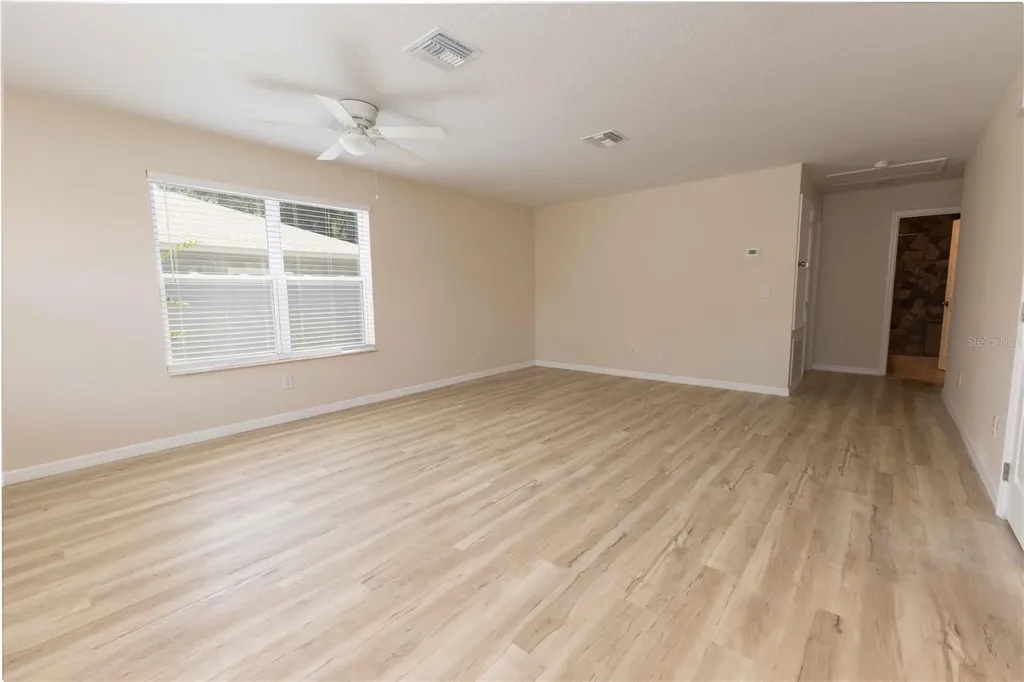 2270 Suanee Avenue Eustis FL 32726