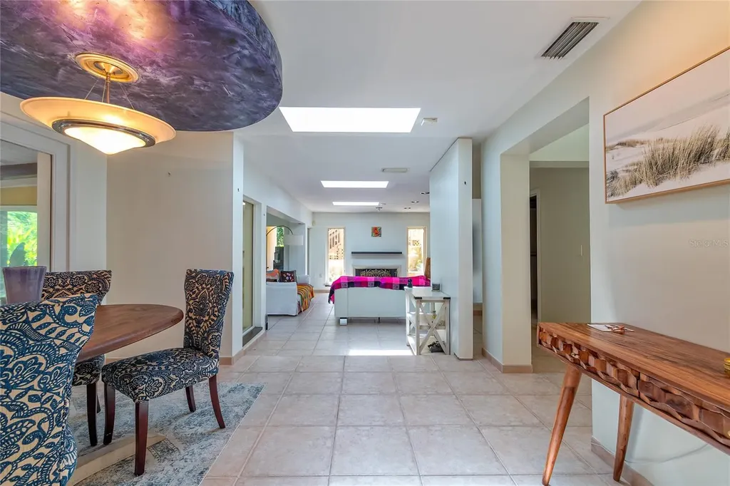 2425 Lake Sue Drive Orlando FL 32803