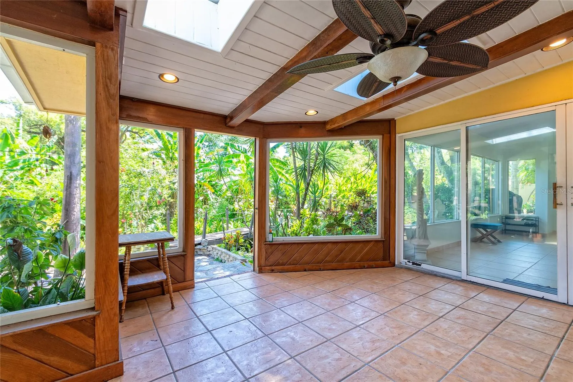 2425 Lake Sue Drive Orlando FL 32803
