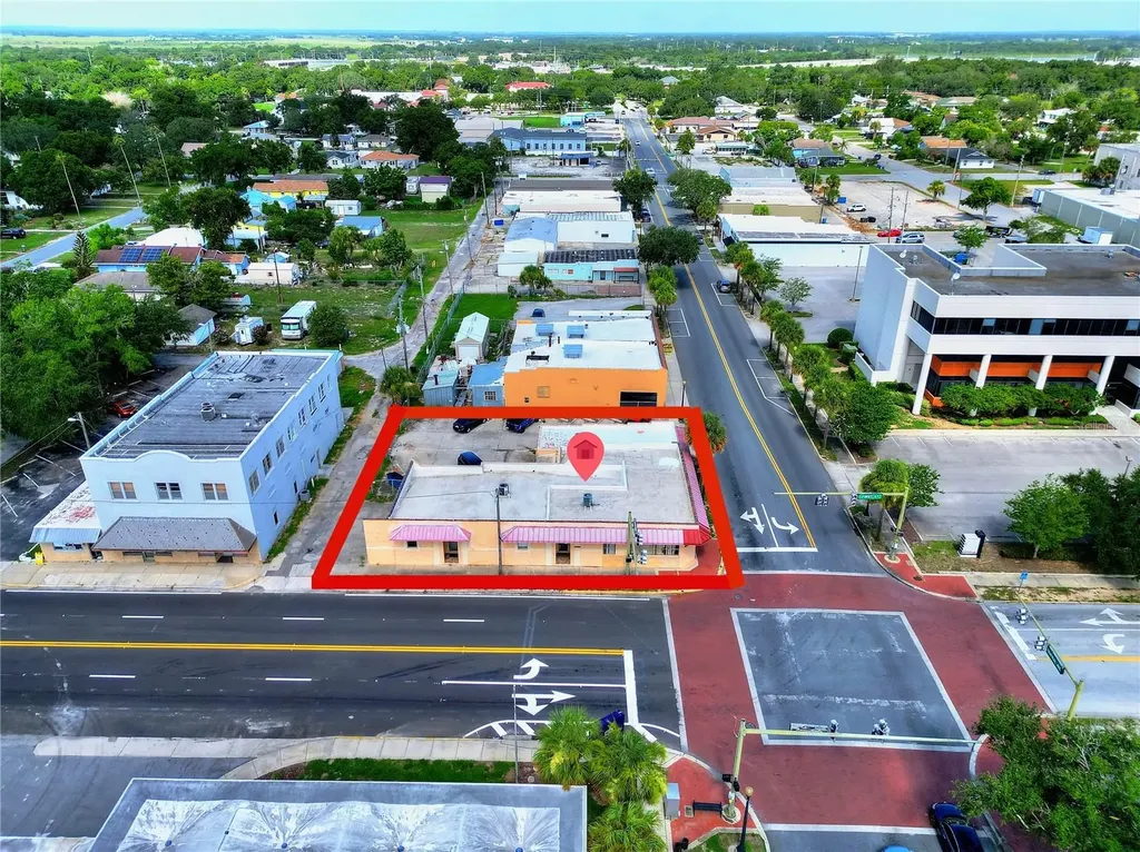 1 W Central Avenue Lake Wales FL 33853