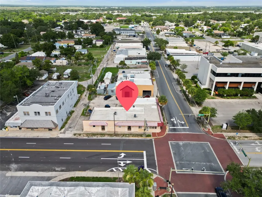 1 W Central Avenue Lake Wales FL 33853