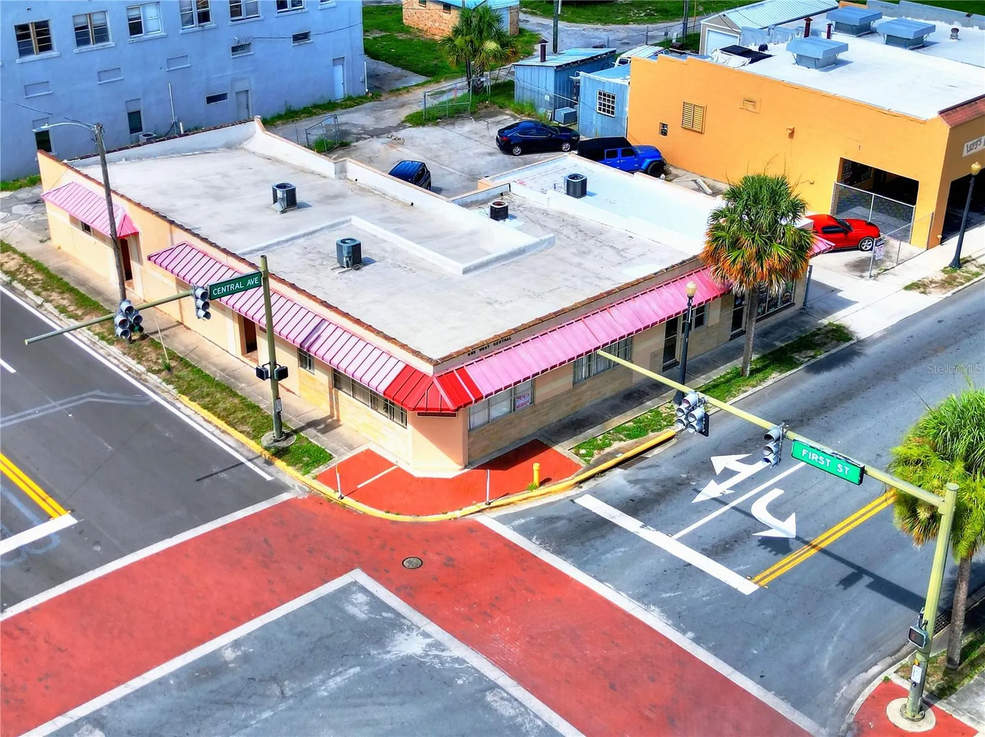 1 W Central Avenue Lake Wales FL 33853