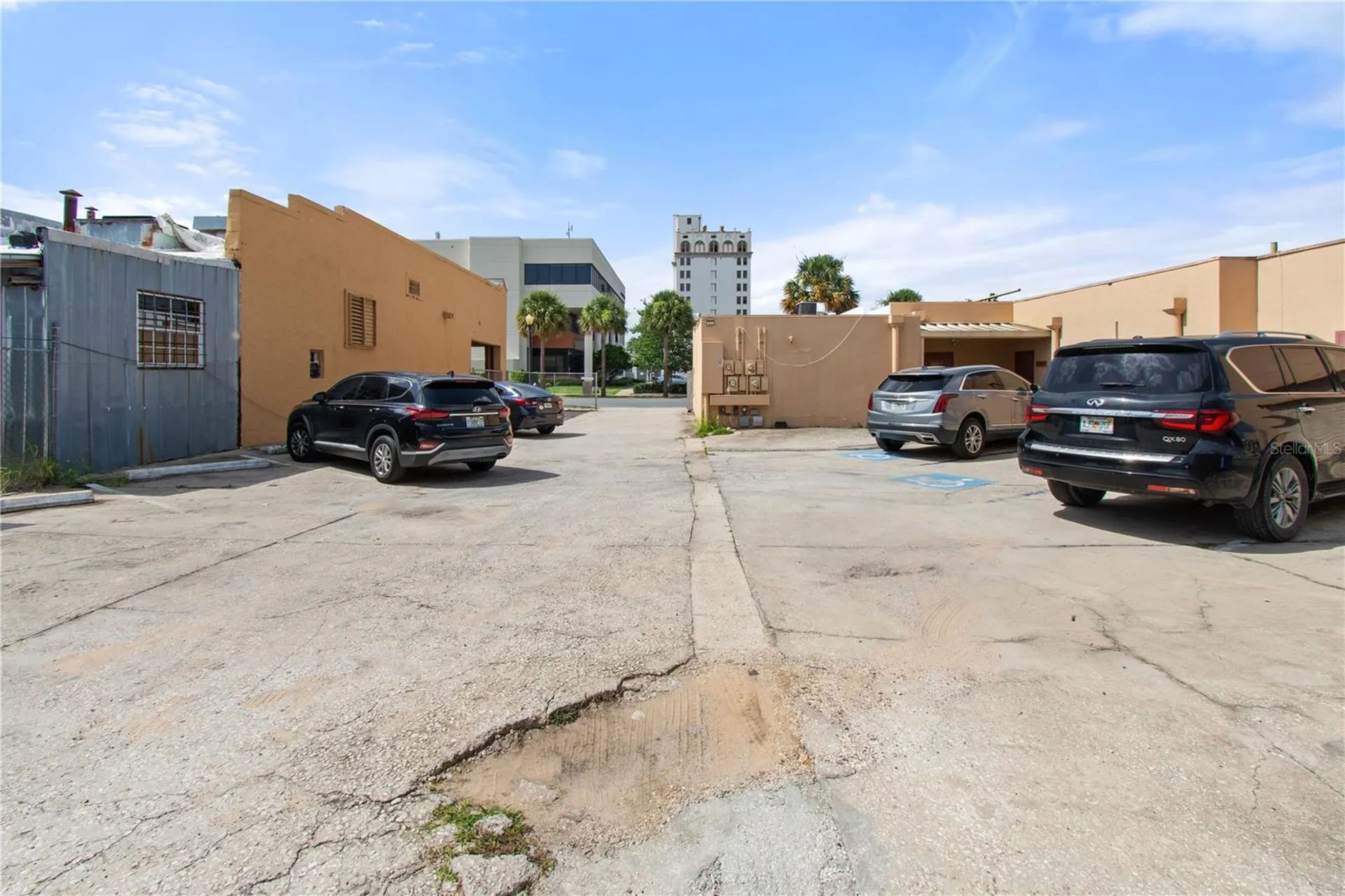 1 W Central Avenue Lake Wales FL 33853