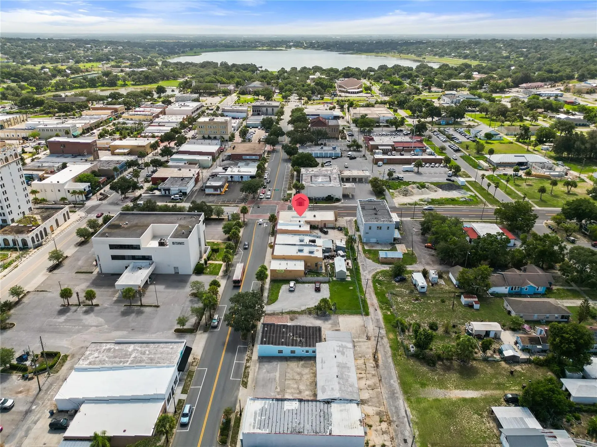 1 W Central Avenue Lake Wales FL 33853