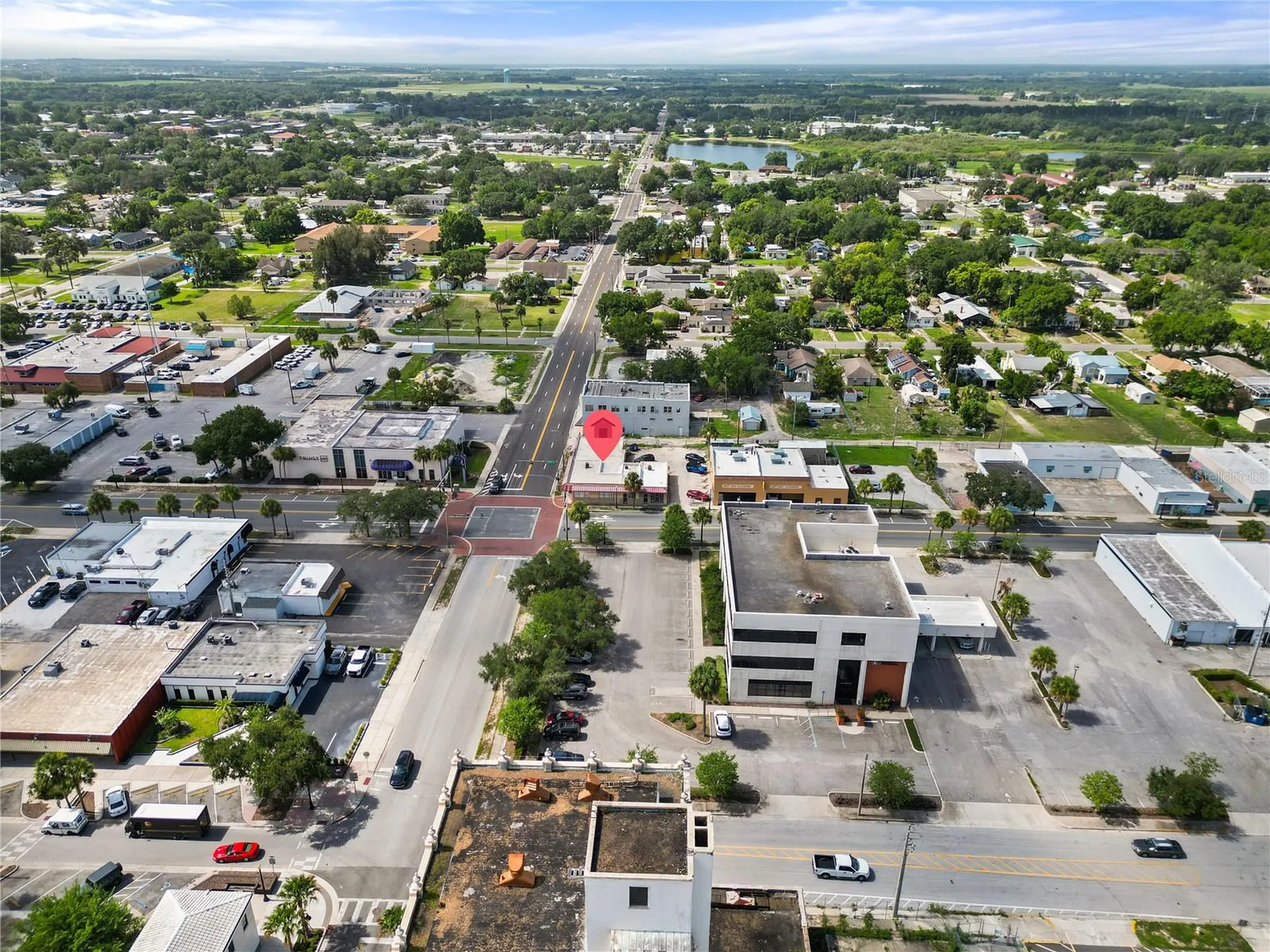 1 W Central Avenue Lake Wales FL 33853