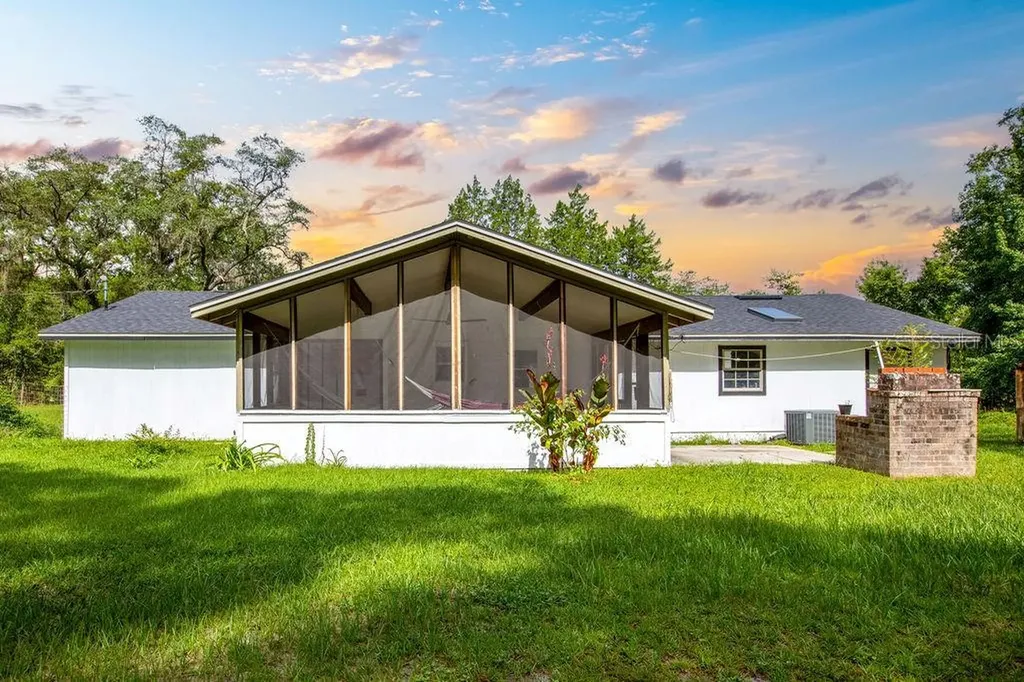 369 NE Diana Terrace Lake City FL 32055