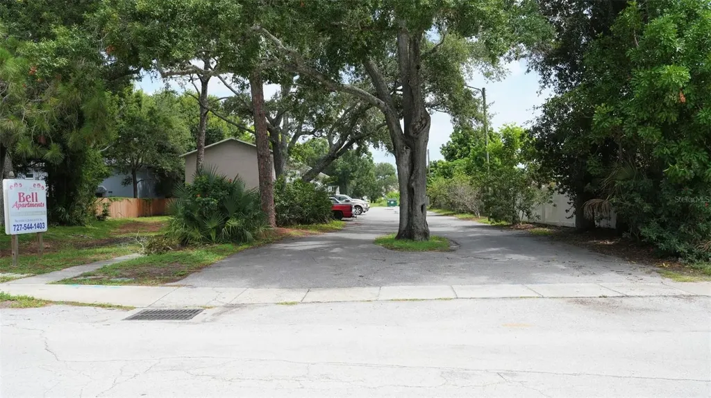 4015 76th Avenue N Pinellas Park FL 33781