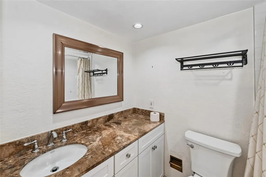 2220 Bahia Vista Street Sarasota FL 34239