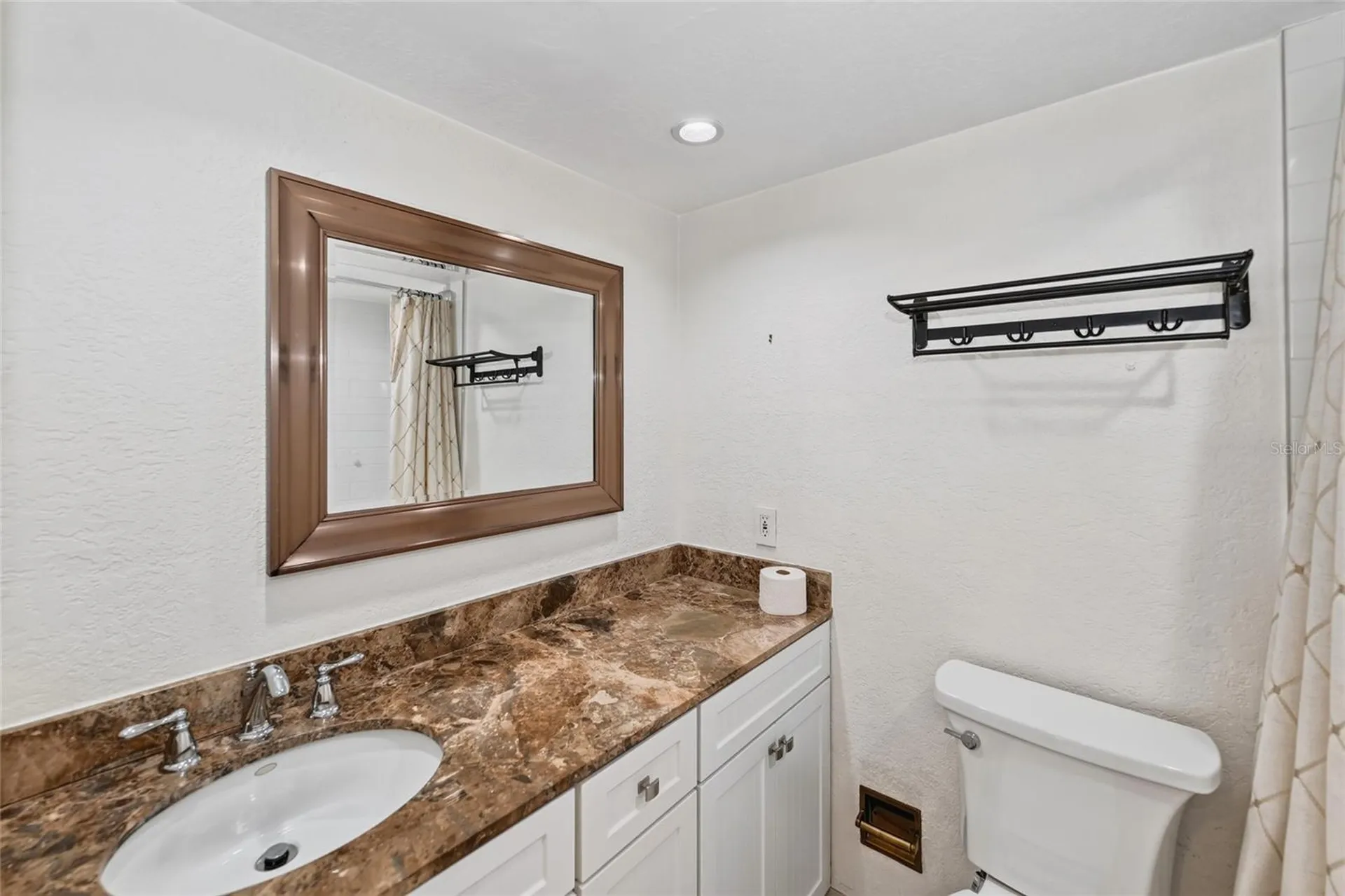 2220 Bahia Vista Street Sarasota FL 34239