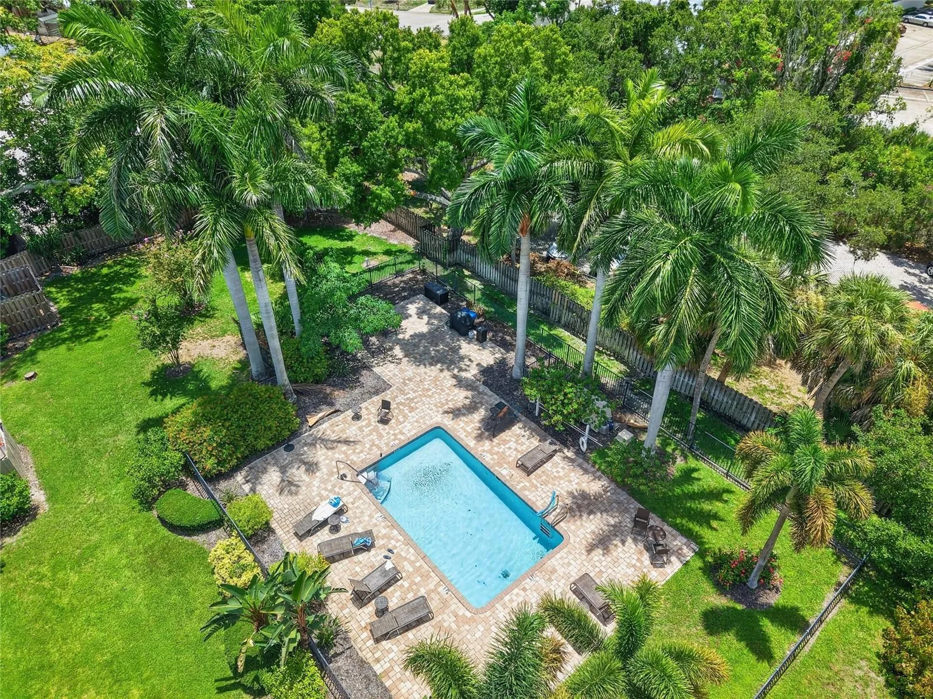 2220 Bahia Vista Street Sarasota FL 34239