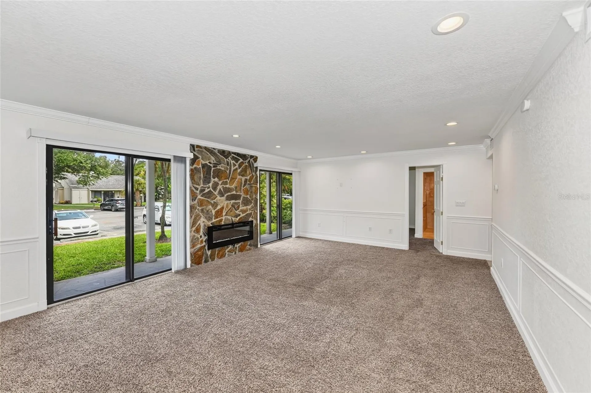 2220 Bahia Vista Street Sarasota FL 34239