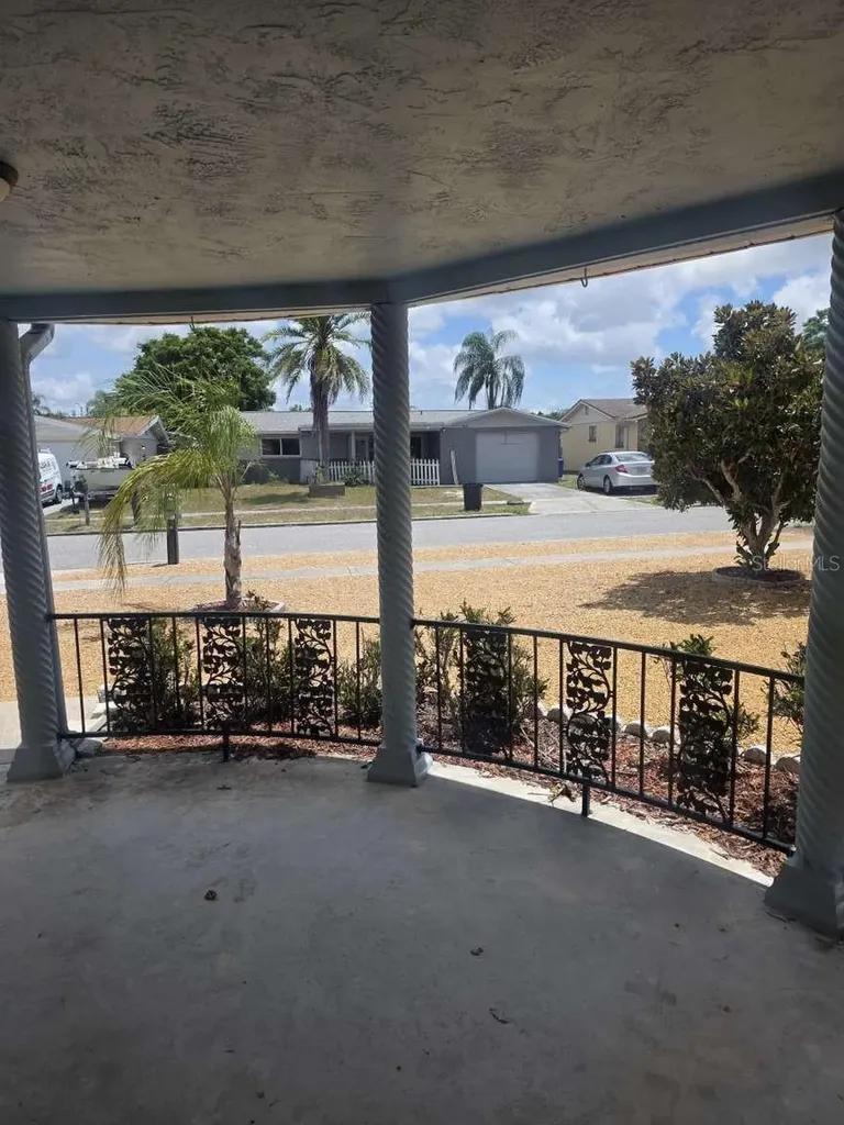 6047 9th Avenue New Port Richey FL 34653