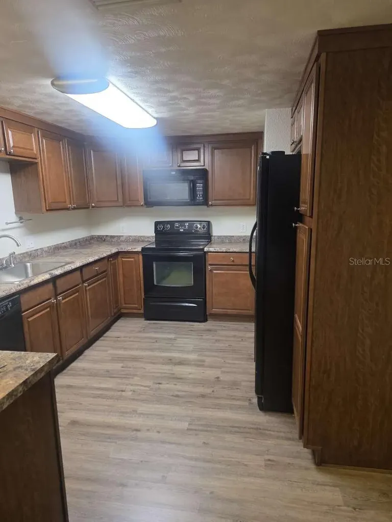 6047 9th Avenue New Port Richey FL 34653
