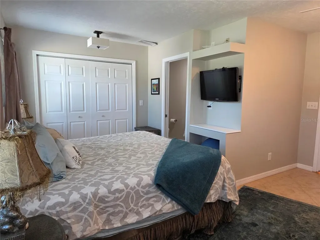 3157 Goldenrod Street Sarasota FL 34239