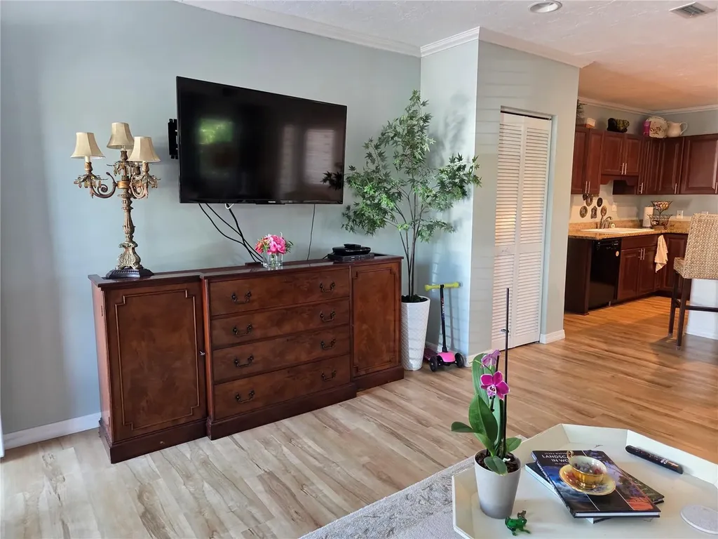 3157 Goldenrod Street Sarasota FL 34239