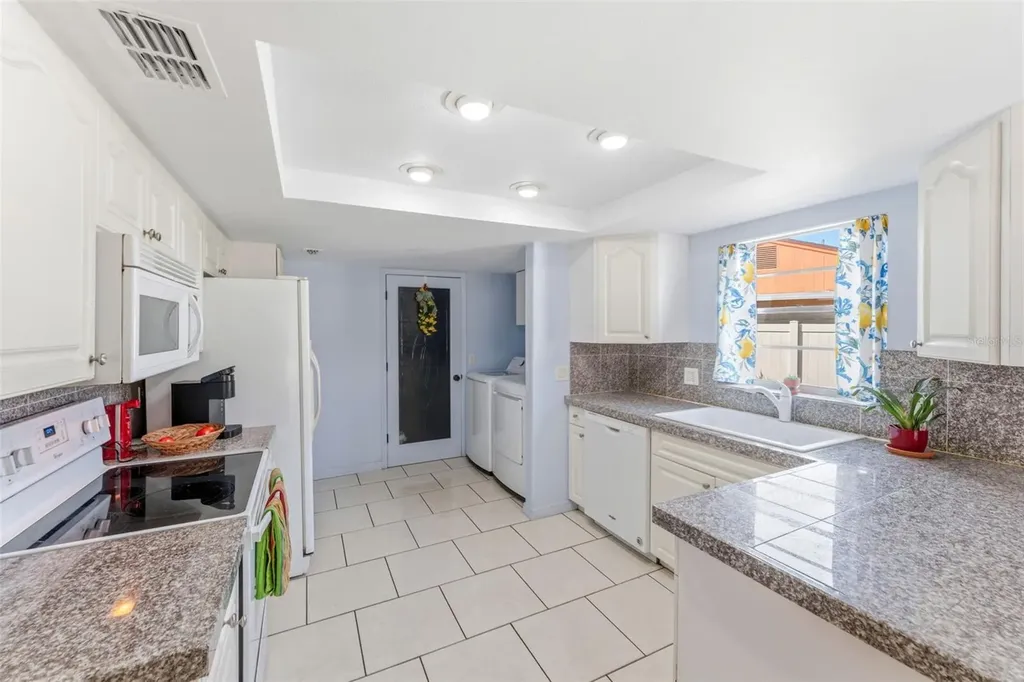 12614 Logan Place Tampa FL 33625