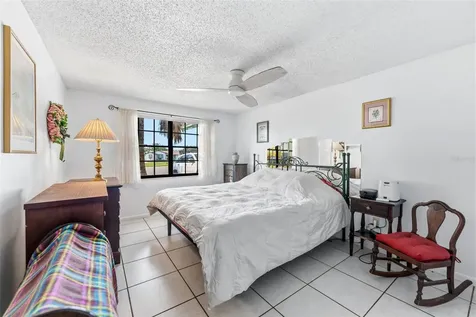 12614 Logan Place Tampa FL 33625