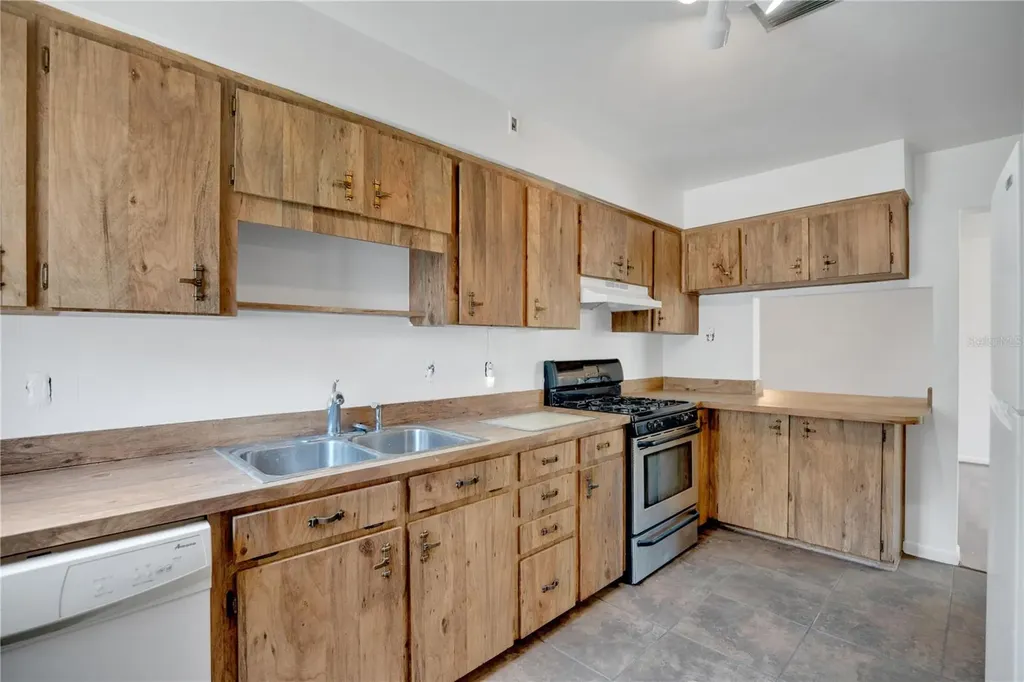 1140 Cobblestone Avenue Deltona FL 32725