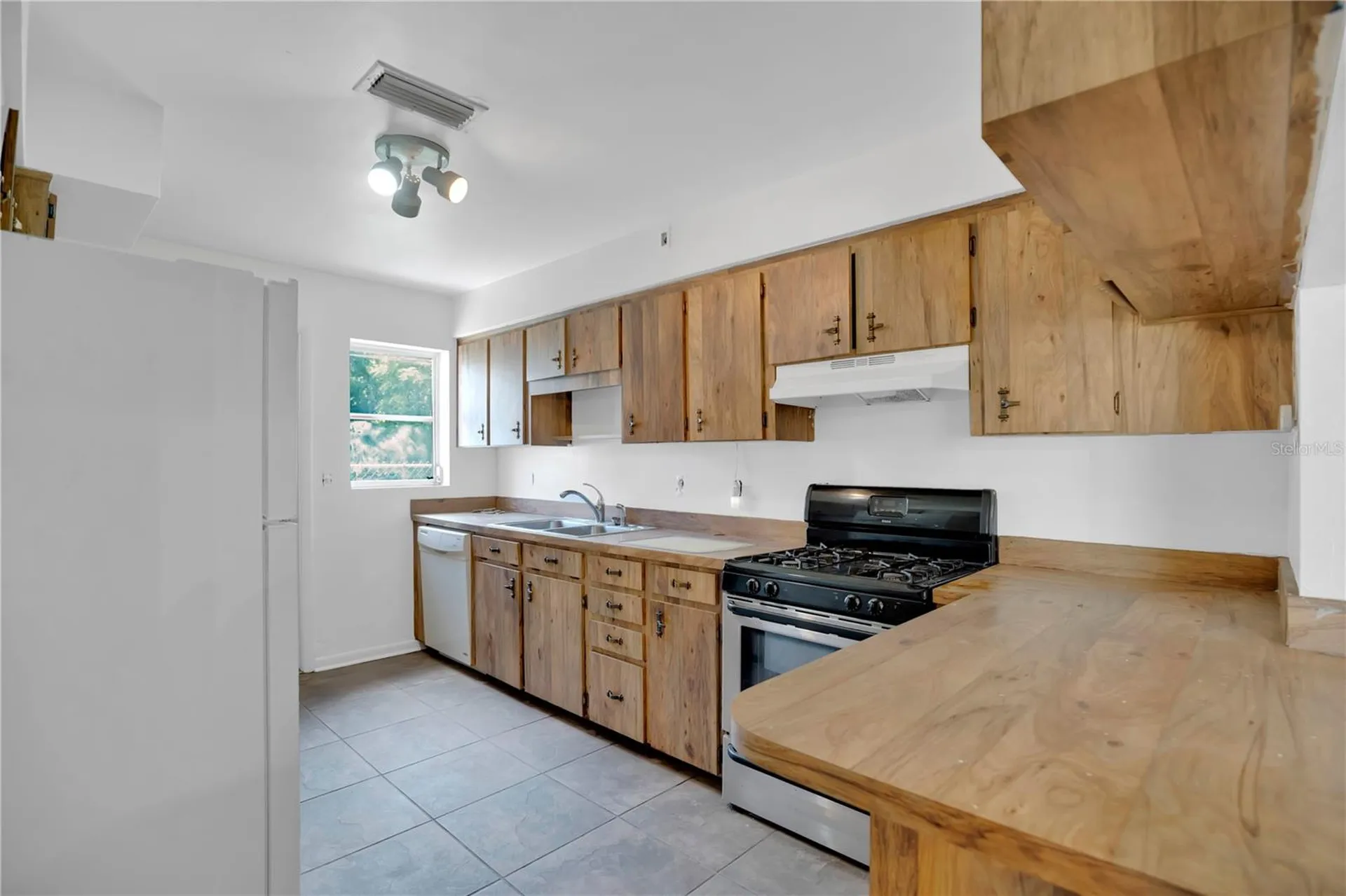 1140 Cobblestone Avenue Deltona FL 32725