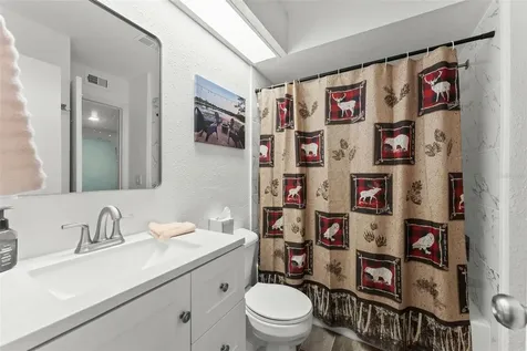 872 Bay Lake Court Casselberry FL 32707