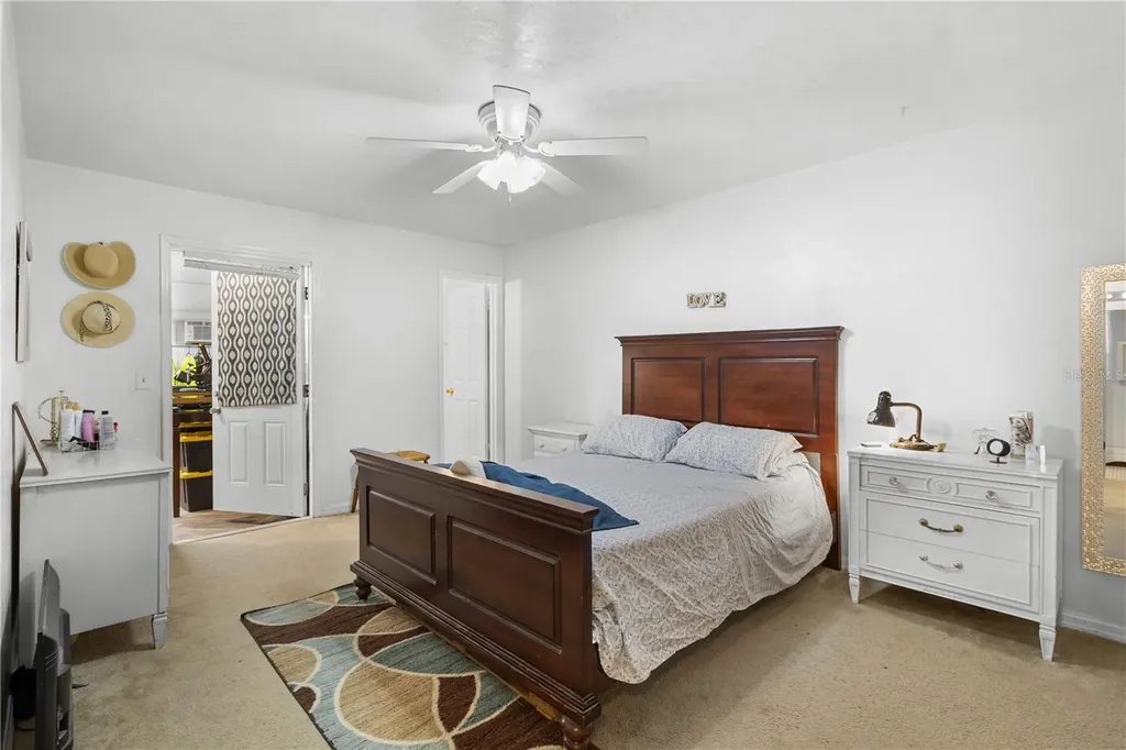 2038 SW 70th Terrace Gainesville FL 32607