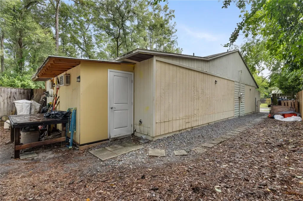2038 SW 70th Terrace Gainesville FL 32607