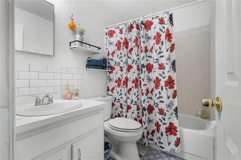 2038 SW 70th Terrace Gainesville FL 32607