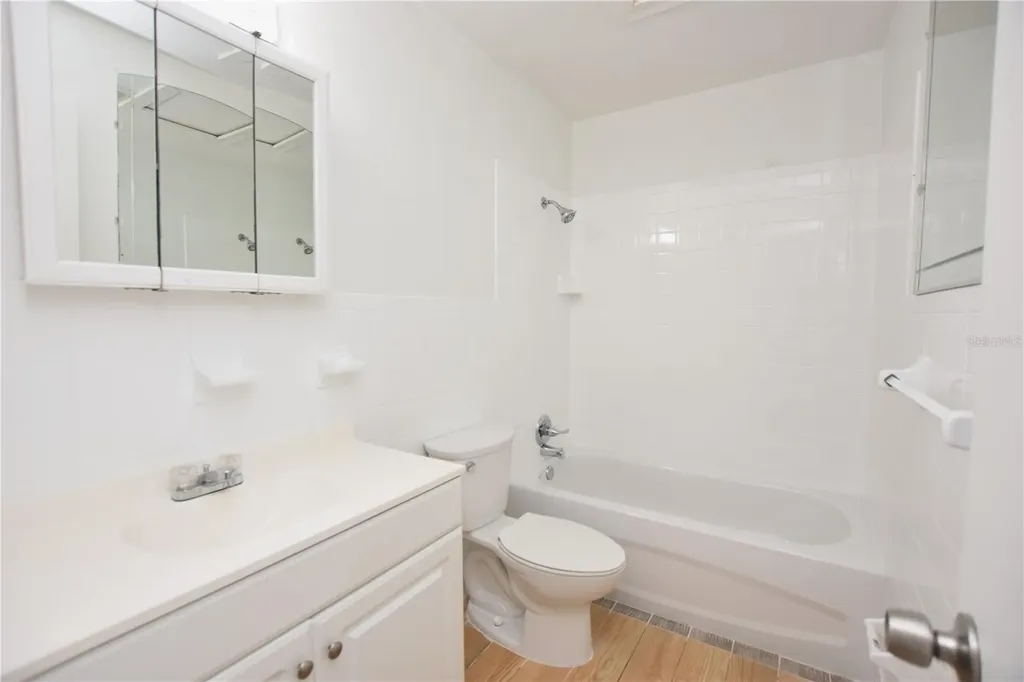 613 Robin Road Lakeland FL 33803