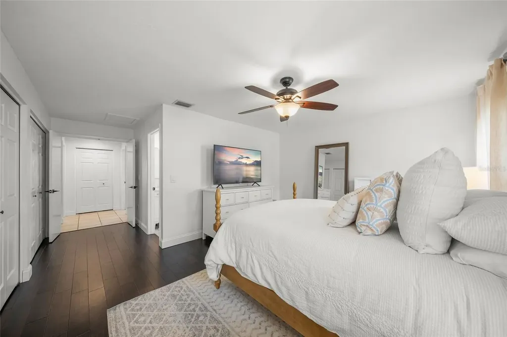 6553 Samoa Drive Sarasota FL 34241