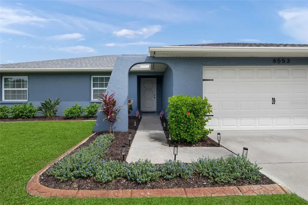 6553 Samoa Drive Sarasota FL 34241