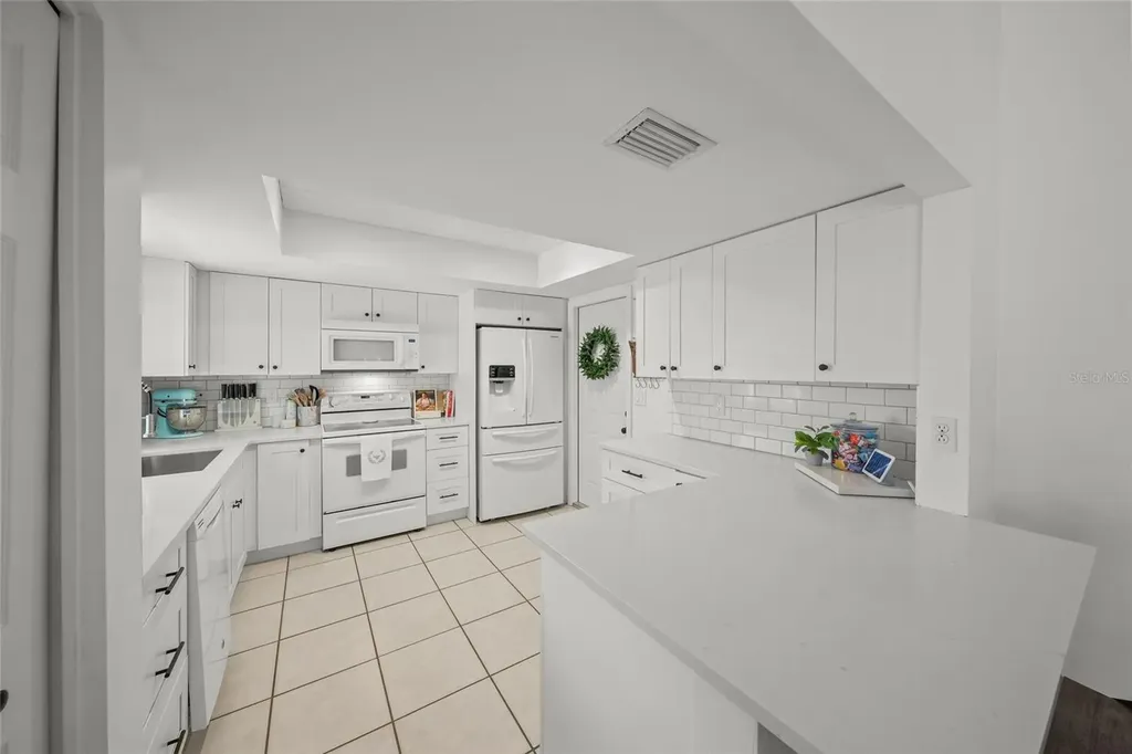 6553 Samoa Drive Sarasota FL 34241