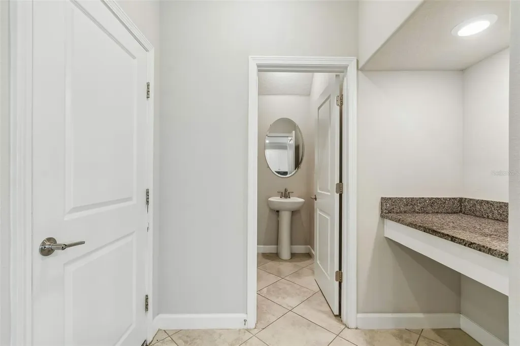 25057 Lambrusco Loop Lutz FL 33559