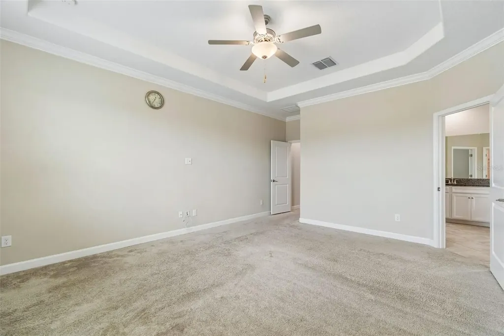 25057 Lambrusco Loop Lutz FL 33559