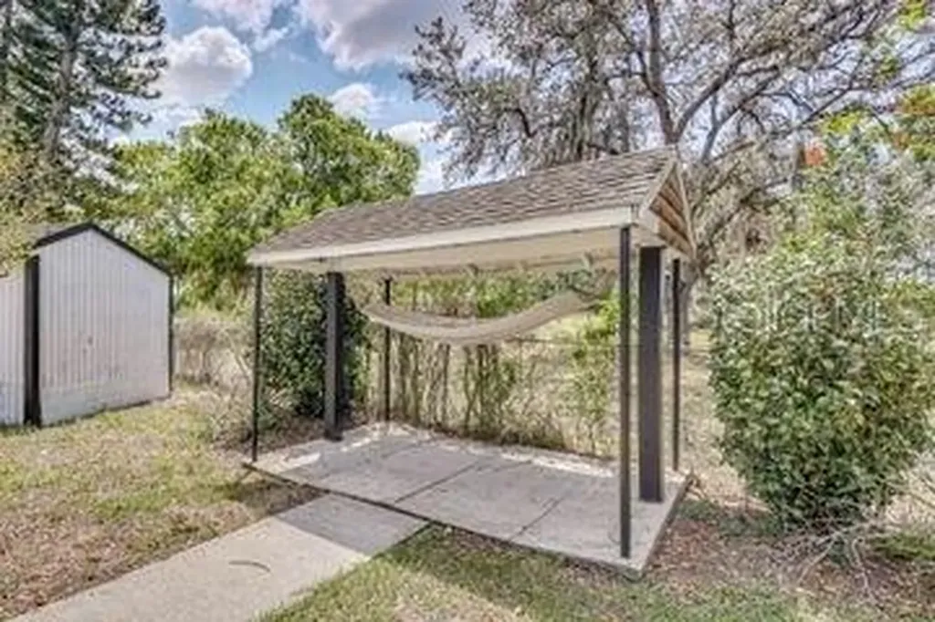 920 Lakeview Drive Wimauma FL 33598