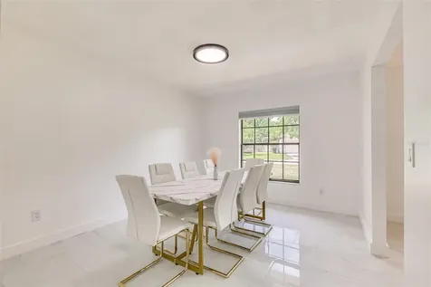 920 Lakeview Drive Wimauma FL 33598