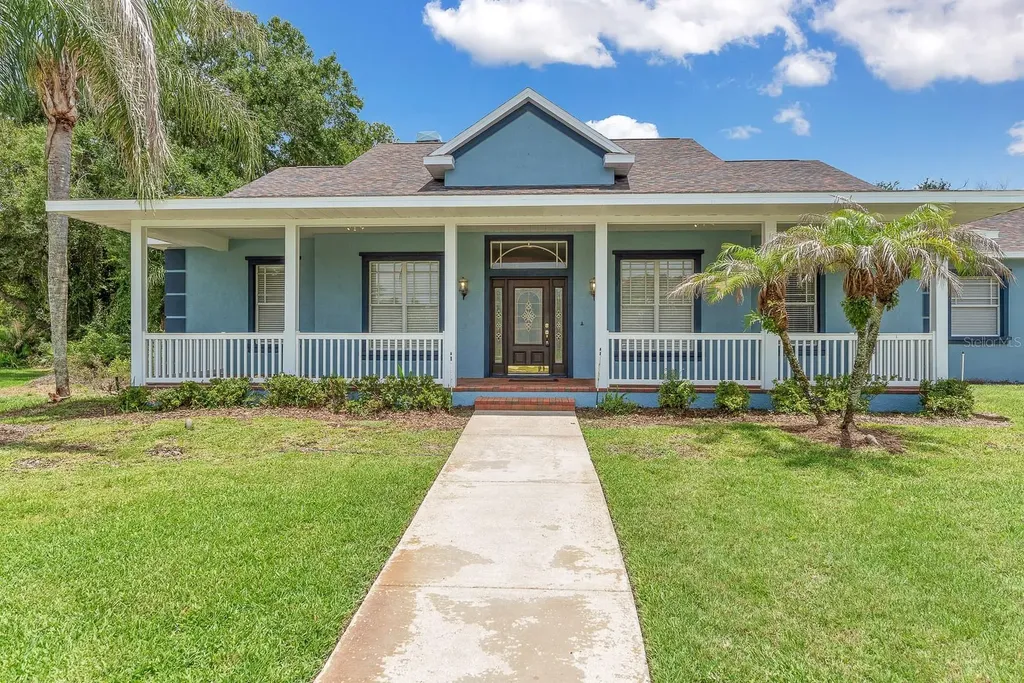6023 Kestrel Point Avenue Lithia FL 33547