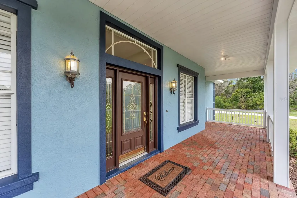 6023 Kestrel Point Avenue Lithia FL 33547