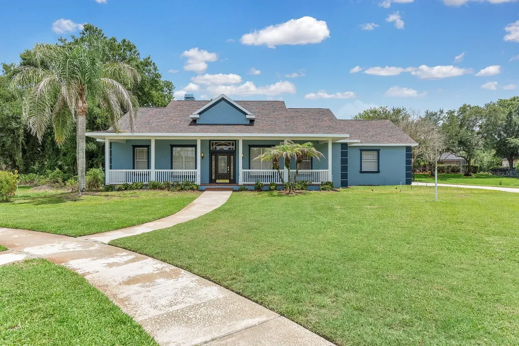 6023 Kestrel Point Avenue Lithia FL 33547