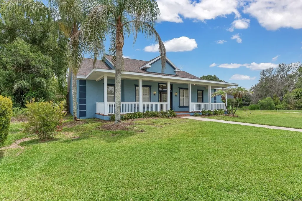 6023 Kestrel Point Avenue Lithia FL 33547