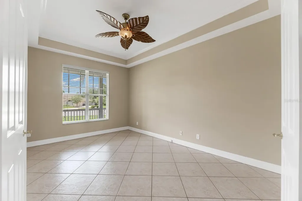 6023 Kestrel Point Avenue Lithia FL 33547