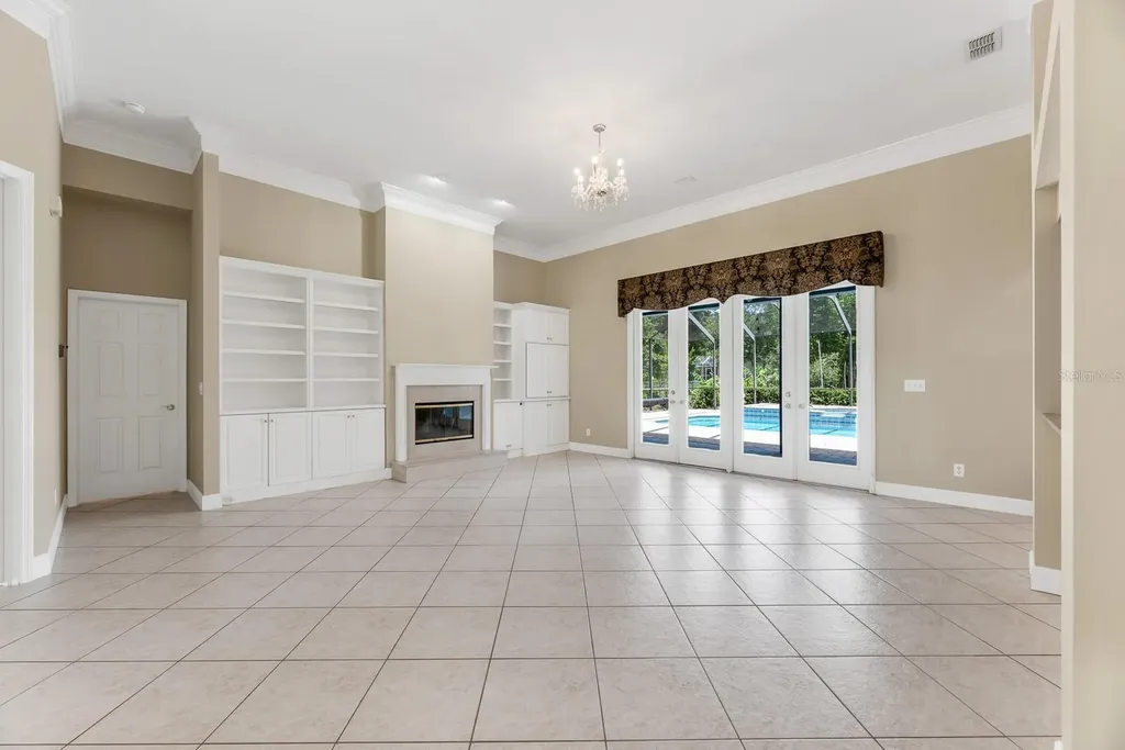 6023 Kestrel Point Avenue Lithia FL 33547
