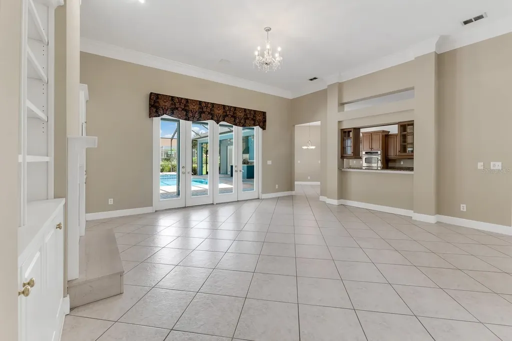 6023 Kestrel Point Avenue Lithia FL 33547