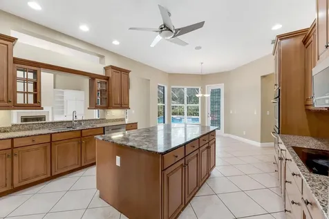 6023 Kestrel Point Avenue Lithia FL 33547