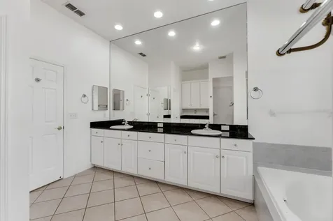 6023 Kestrel Point Avenue Lithia FL 33547