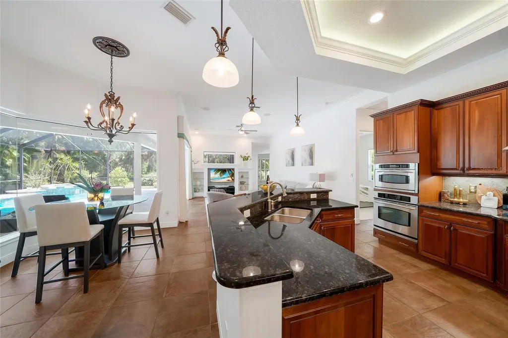 7110 Grassland Court Sarasota FL 34241