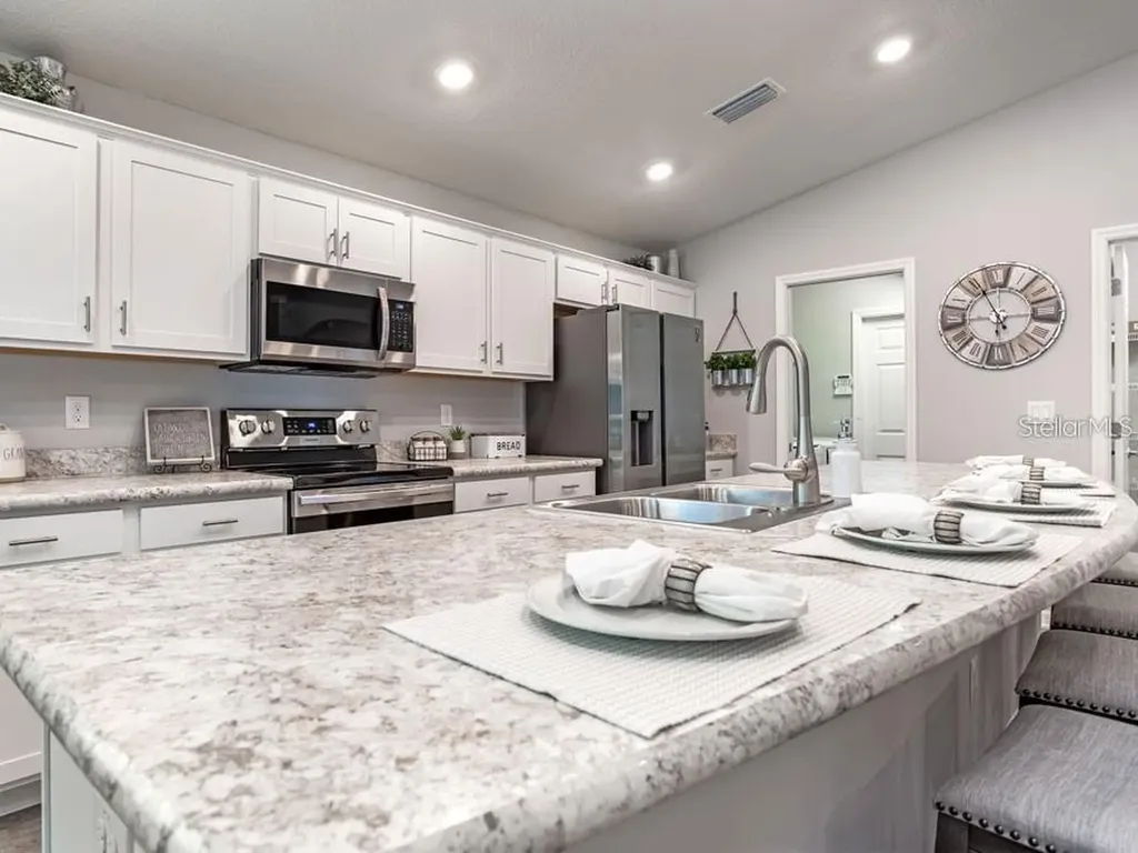 1821 Noble Drive Davenport FL 33837