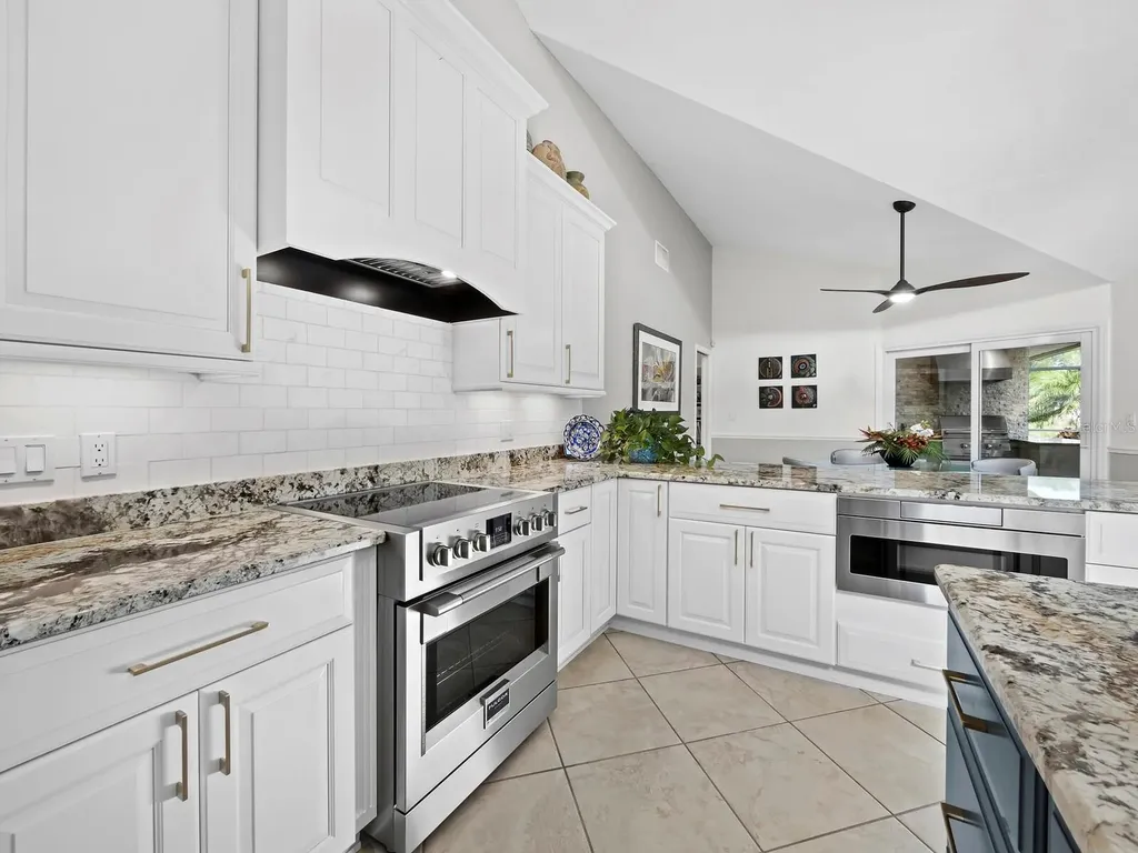 8314 Cypress Hollow Drive Sarasota FL 34238